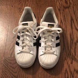 Adidas Superstar Sneakers